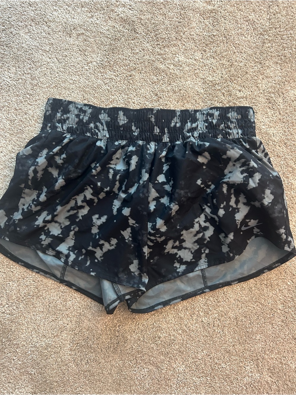 Nike Black and Gray Abstract Print Women's Athletic Shorts